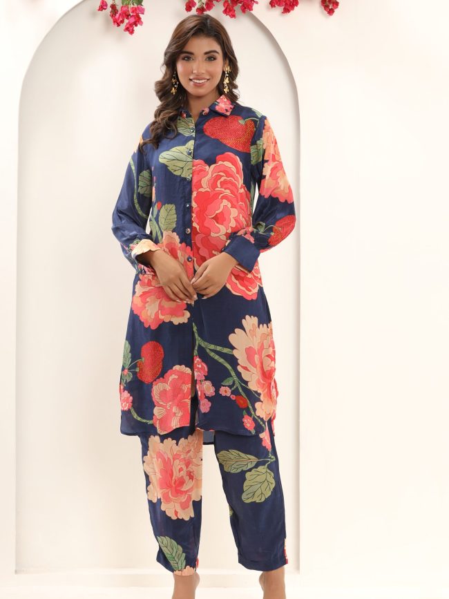 Fusion Wear - Floral Printed Kurta Pant Set